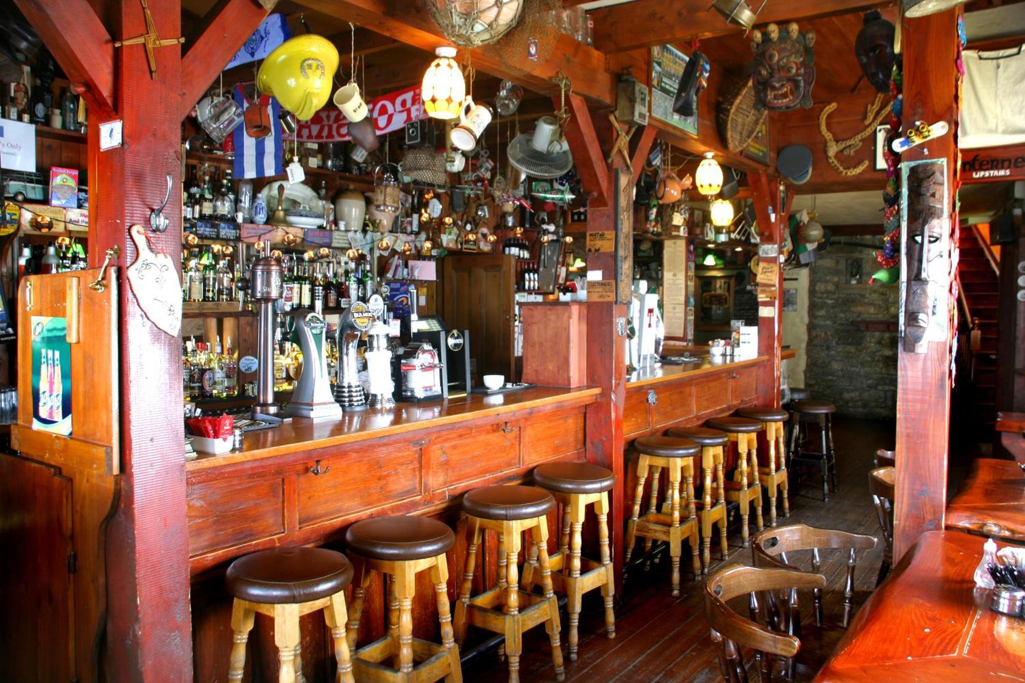 Maddens Bridge Bar & Guesthouse Bundoran Extérieur photo
